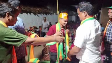 डौण्डीलोहारा: जिले के ग्राम जाटादाह के 50 ग्रामीणों ने भाजपा के डौंडी लोहारा के प्रत्याशी देवलाल ठाकुर के समक्ष किया भाजपा में प्रवेश