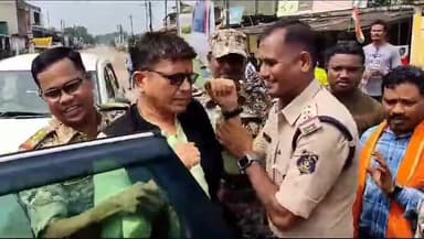 दंतेवाड़ा: सुकमा में मुख्यमंत्री प्रवास से पहले भाजपा कार्यकर्ताओं को पुलिस ने हिरासत में लिया, वीडियो हुआ वायरल