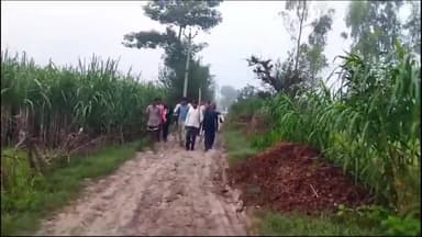 हसनपुर: गांव मटैना के जंगल में तेंदुए की सूचना पर मौके पर दौड़े अल्लीपुर खादर के ग्रामीण