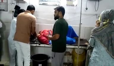 औरैया: कस्बा खानपुर निवासी महिला ने संदिग्ध परिस्थितियों में खाया जहरीला पदार्थ, प्राथमिक उपचार के बाद किया गया रेफर