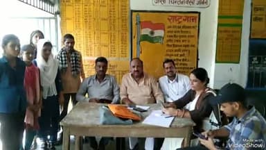 खबर औरैया से शहर के प्राथमिक विद्यालय रो भाई में लगा आयुष्मान कार्ड का शिविर