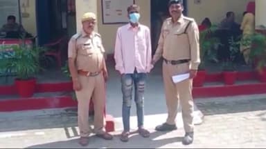 नरेन्द्रनगर: नरेन्द्रनगर:लाल तप्पड़ मे अवैध चाकू के साथ एक आरोपी गिरफ्तार,कोर्ट मे पेश