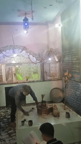 कानपुर: #मंद#मंदिर Kanpur ke Balraj South nivasi kar rahi mein Balaji ke mandir per budhwa Mangal ke avsar per avsar per bhadavi