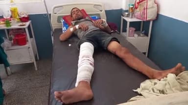 मुरादाबाद: कपूर कंपनी पर तेज रफ्तार कार ने ई-रिक्शा को मारी टक्कर, एक युवक गंभीर रूप से हुआ घायल