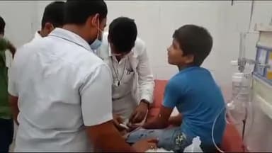 जौनपुर: ढालगर टोला में तेज रफ्तार से आ रही मोटरसाइकिल की टक्कर से बालक हुआ घायल, उपचार के लिए लाया गया जिला अस्पताल