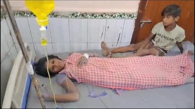 गोपालगंज: हरखुआ गांव में करंट की चपेट में आने से महिला झुलसी, बेहतर इलाज के लिए सदर अस्पताल से गोरखपुर किया गया रेफर