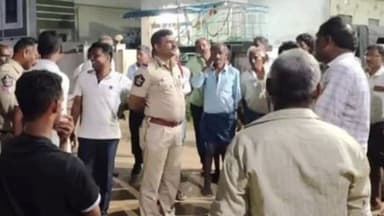 కొండపి: టంగుటూరు పోలీస్ స్టేషన్ పరిధిలో వ్యక్తిగత భద్రత పరమైన నేరాల పట్ల ప్రజల్లో అవగాహన ఎస్సై ఖాదర్ బాషా