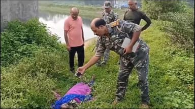 सिमडेगा: सिमडेगा शहरी क्षेत्र के छठ तालाब के पास सिमडेगा पुलिस ने एक अज्ञात महिला का शव किया बरामद ,जांच में जूटी पुलिस