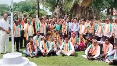डोंगरगढ़: विधायक भुनेश्वर बघेल के निवास में सैकड़ों लोगों ने ली कांग्रेस की सदस्यता