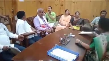 जौनपुर: नगर पालिका में आज बाल कल्याण एवं संरक्षण समिति की बैठक हुई संपन्न, नगर पालिका अध्यक्ष मनोरमा मौर्या ने की अध्यक्षता