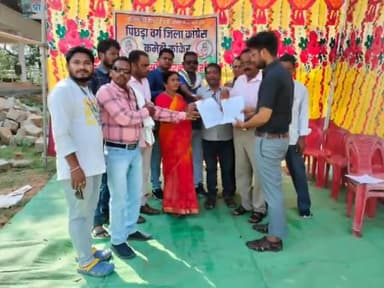 कांकेर: कांकेर में पिछड़ावर्ग जिलाकांग्रेसकमेटी के धरना प्रदर्शनमें संगठन केपदाधिकारी रहे गायब, प्रदर्शन में केवल एक महिला शामिल