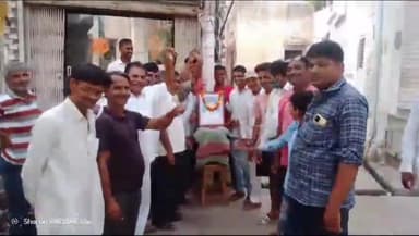 रियां बड़ी: पादूकला कस्बे के गौमाता चौक में युवाओं ने मनाई शहीद भगत सिंह की जयंती