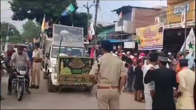 शाहनगर: गुरुवार को पवई नगर सहित सिमरिया में निकाला गया ईद मिलादुन्नबी का जुलूस, सुरक्षा की दृष्टि से पुलिस रही मौजूद