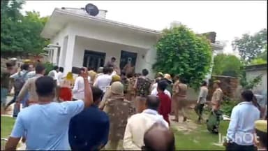 चायल: मोहिद्दीनपुर में ट्रिपल मर्डर मामले में दोषी चकबंदी अधिकारियों को किया गया निलंबित