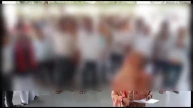 मंझनपुर: मंझनपुर स्थित SP ऑफिस पहुंची एक महिला ने कहा- JE ने लाइनमैन को भगा दिया, मेरा हाथ पकड़ा और गलत जगह छूने लगा