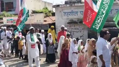 भगवानपुरा: भगवानपुरा में मुस्लिम समाज ने मनाया ईद मिलादुन्नबी का त्यौहार, निकाला जुलूस