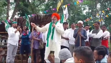 दंतेवाड़ा: तालमेटला में 2 ग्रामीणों की हत्या को लेकर आयोजित बैठक में किसान मोर्चा प्रदेश अध्यक्ष टिकैत को पुलिस ने जाने से रोका