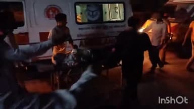 एटा: अलीगंज चुंगी के पास ऑटो से गिरकर एक व्यक्ति हुआ गंभीर घायल हालत गंभीर मेडिकल कॉलेज से किया हायर सेंटर रेफर