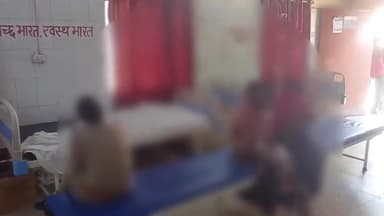 हाथरस: पीसी बागला इंटर कॉलेज में पढ़ने आई 10वीं की छात्रा के साथ लड़के ने की छेड़छाड़, तेजाब डालने की दी धमकी