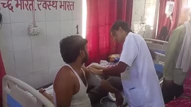 हाथरस: गांव नगला रती में मिठाई की दुकान पर काम करते समय 1 युवक को सर्प ने डंसा, जिला अस्पताल में इलाज जारी