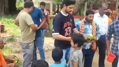 बरबीघा: बरबीघा नगर परिषद के उपसभापति निधि कुमारी के पहल पर शिव भक्तों के बीच किया गया फल का वितरण