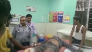 रफीगंज: चित्रसारी मोड़ के समीप अनियंत्रित स्कूटी सवार ने पेड़ में मारी टक्कर, घायल