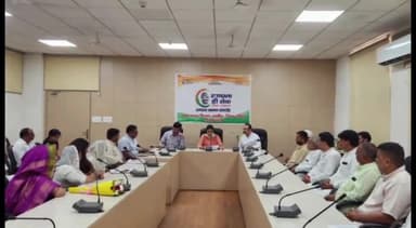 चरखी दादरी: दादरी लघु सचिवालय में स्वच्छता सम्मान समारोह का हुआ आयोजन, जिले की 15 ग्राम पंचायतों को किया गया सम्मानित