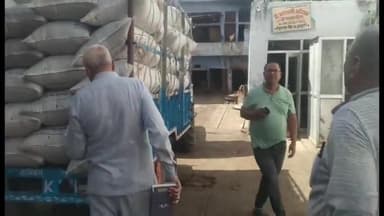 चरखी दादरी: सीएम फ्लाइंग टीम ने दादरी में ऑयल मील पर छापा मारकर अवैध सरसों से भरे ट्रैक्टर को पकड़ा, ₹ 79708 लगाया जुर्माना