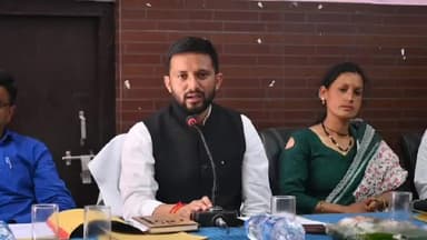 देवाल: देवाल ब्लॉक सभागार में हुई क्षेत्र पंचायत की बैठक मे देवाल ब्लॉक को पिछड़ा क्षेत्र घोषित करने का प्रस्ताव पारित किया