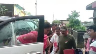 जमुई: तमकुलिया गांव के महादलित टोला में जमुई विधायक ने सेवा पखवाड़ा के तहत बच्चों के बीच पठन-पाठन के सामग्री का किया वितरण