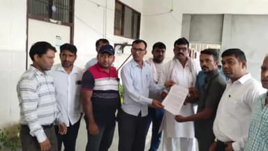 चरखी दादरी: महिला आरक्षण बिल में OBC वर्ग की महिलाओं को शामिल करने को लेकर दादरी में नायब तहसीलदार को राष्ट्रपति के नाम सौपा ज्ञापन