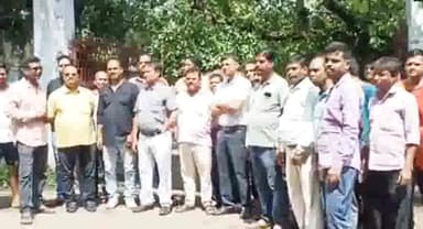 झरिया/जोरापोखर/सिंदरी: झरिया के साहू समाज ने सामाजिक संस्था पर लगाया जमीन हड़पने का आरोप, झरिया थाना में पहुंचकर जताया विरोध