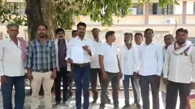 नरसिंहपुर: ग्राम पंचायत करेलीकला के रायखेड़ा टोला में आज तक नहीं पहुंचा अटल ज्योति लाभ कलेक्टर को सौप आवेदन की अटल ज्योति की मांग