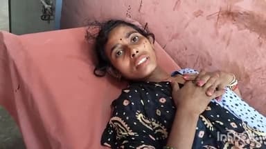 औरैया: दिबियापुर क्षेत्र के देवराय पुरवा गांव निवासी महिला के साथ पड़ोस की महिला ने की मारपीट, पीड़िता।ने मारपीट का लगाया आरोप