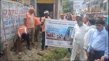 चायल: कस्बा चायल में नगर अध्यक्ष व अधिशासी अधिकारी ने सफाई कर्मियों व कार्यकर्ताओं के साथ मिलकर चलाया सफाई अभियान