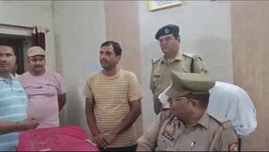 कानपुर: कानपुर सेंट्रल स्टेशन पर पकड़ा गया गांजा तस्कर,लाखों की कीमत का गांजा बरामद