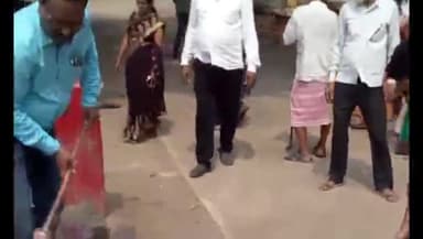 समुद्रपूर: गिरड गावात प्रधानमंत्री मोदी यांच्या आवाहनाला प्रतिसाद देत ग्रामपंचायतीच्या वतीने राबविण्यात आले स्वच्छता ही सेवा अभियान