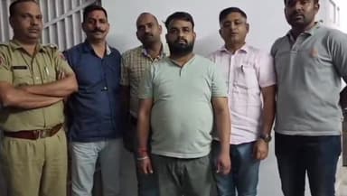 गिर्वा: प्रतापनगर थाना पुलिस ने देबारी के पास नशीली दवाई कोडीन के 10 कार्टून किए जब्त, एक आरोपी गिरफ्तार