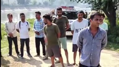 करनाल: करण लेकर समीप पश्चिमी यमुना नहर किनारे मिली मृतक की बुलेट मोटरसाइकिल परिजनों ने हत्या का लगाया आरोप पुलिस पहुंची मौके पर