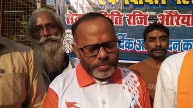 खबर औरैया से एक विचित्र पहल संस्था के द्वारा देवकली धाम पर चलाया गया सफाई अभियान जिला प्रभारी प्रमोद अग्रहरी