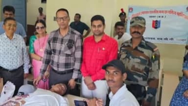 सागर नगर: शासकीय कला एवं वाणिज्य महाविद्यालय सागर की एनसीसी एवं राष्ट्रीय सेवा योजना इकाई द्वारा आयोजित किया गया रक्तदान शिविर