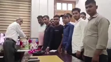 पूर्व प्रधान मंत्री स्वo शास्त्री जी व महात्मा गांधी की मनाई गई जयंती