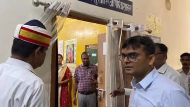 नवाबगंज: कलेक्ट्रेट में नवागत जिलाधिकारी सत्येंद्र कुमार ने विभिन्न अनुभागों का किया औचक निरीक्षण