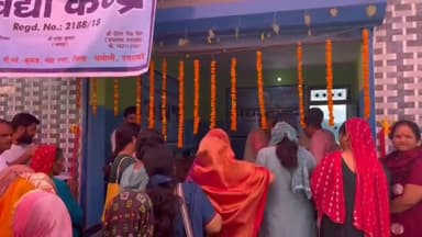 घाट: चरबंग गांव में विद्या के भरोसी संस्था के द्वारा निशुल्क 5 कंप्यूटर विद्यालय में किए वितरित