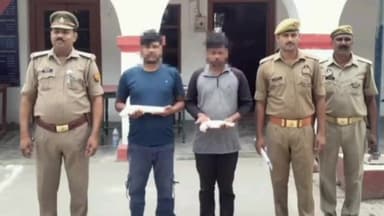 नवाबगंज: सफदरगंज क्षेत्र से पुलिस ने दो अभियुक्तों को किया गिरफ्तार, कब्जे से दो अवैध तमंचा व दो जिंदा कारतूस बरामद