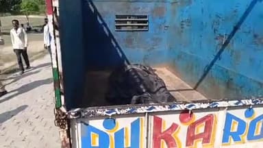 सीतापुर: जहांगीराबाद में सड़क पर पैदल जा रहे व्यक्ति को अनियंत्रित वाहन ने रौंदा हादसे में हुई दर्दनाक मौत