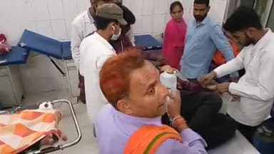 सीतापुर: माखुपुर में घर में जहरीले सांप ने महिला को काटा हालत बिगड़ने पर जिला अस्पताल में कराया गया भर्ती