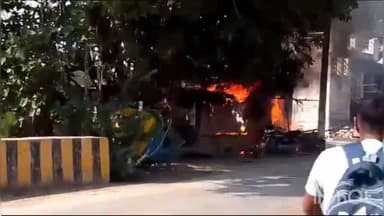 पीपलदा: इटावा-खातोली मार्ग पर केशवपुरा गांव में शॉर्ट सर्किट से दुकान में लगी आग, जलकर राख हुआ सामान