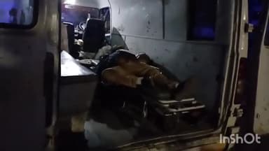 एटा: कोतवाली नगर के बस स्टैंड के पास बेहोशी की हालत में पड़ा मिला अज्ञात व्यक्ति, मेडिकल कॉलेज में कराया गया भर्ती