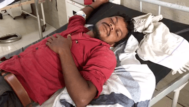 सिंगरौली: जलहथनी गांव निवासी व्यक्ति को जहरीले सांप ने काटा, जिला अस्पताल में उपचार जारी